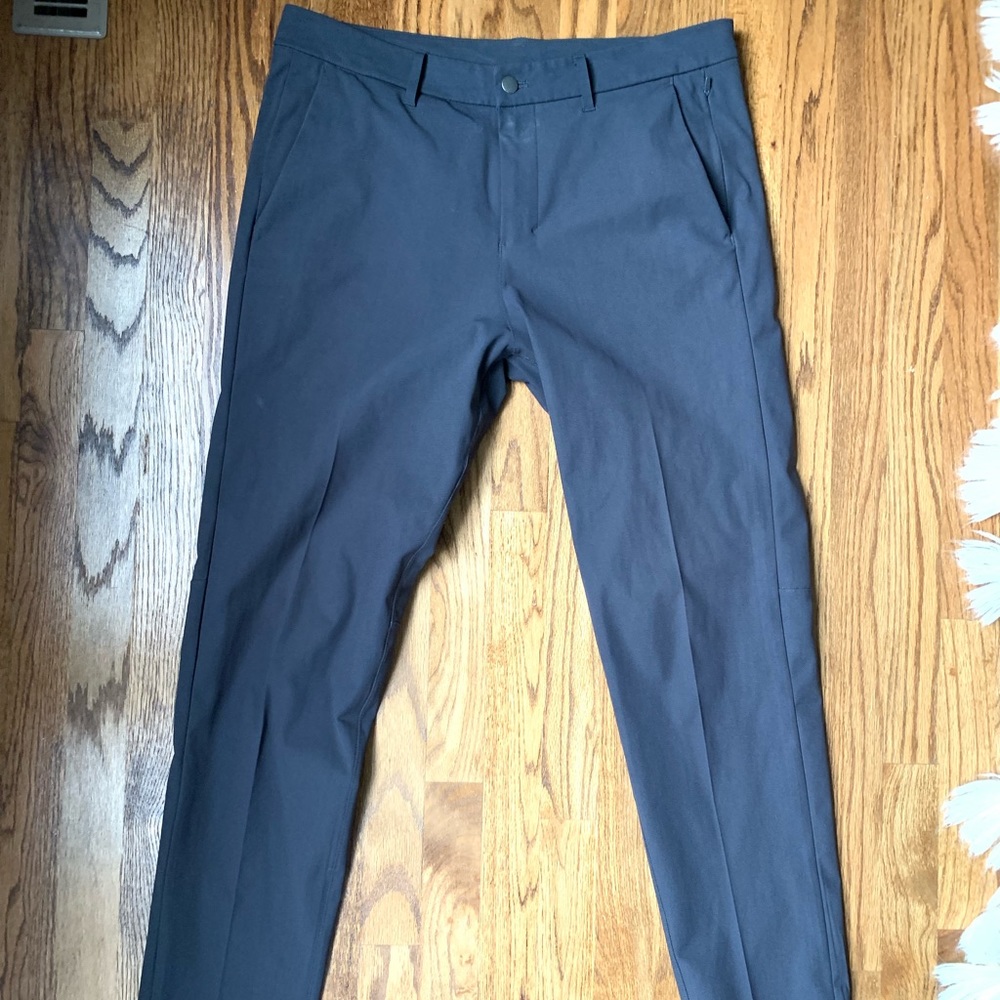 Men’s lululemon ABC grey pants